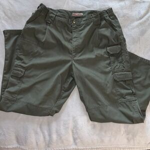 5.11 Tactical Men's Cargo Pants Size 40x33‎ Green Ripstop Workwear